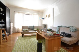 25 Colborne Rd, Unit 1 Apartments