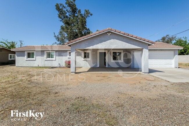 property at 4138 E Bluefield Ave