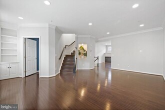 713 Norfolk Ln in Alexandria, VA - Building Photo - Building Photo