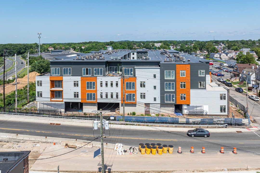 Five85West in Perth Amboy, NJ - Building Photo