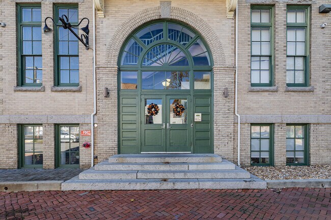 Lava Lofts in Richmond, VA - Building Photo - Building Photo