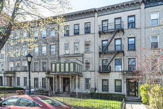 850 Eastern Parkway in Brooklyn, NY - Building Photo - Building Photo