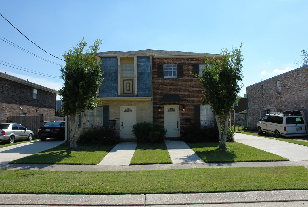 3720 Saratoga Dr in Metairie, LA - Building Photo