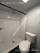 579 Liberty Ave in Jersey City, NJ - Foto de edificio - Building Photo