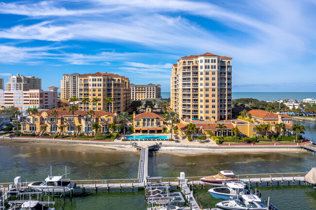 Belle Harbor Condos in Clearwater, FL - Building Photo - Building Photo