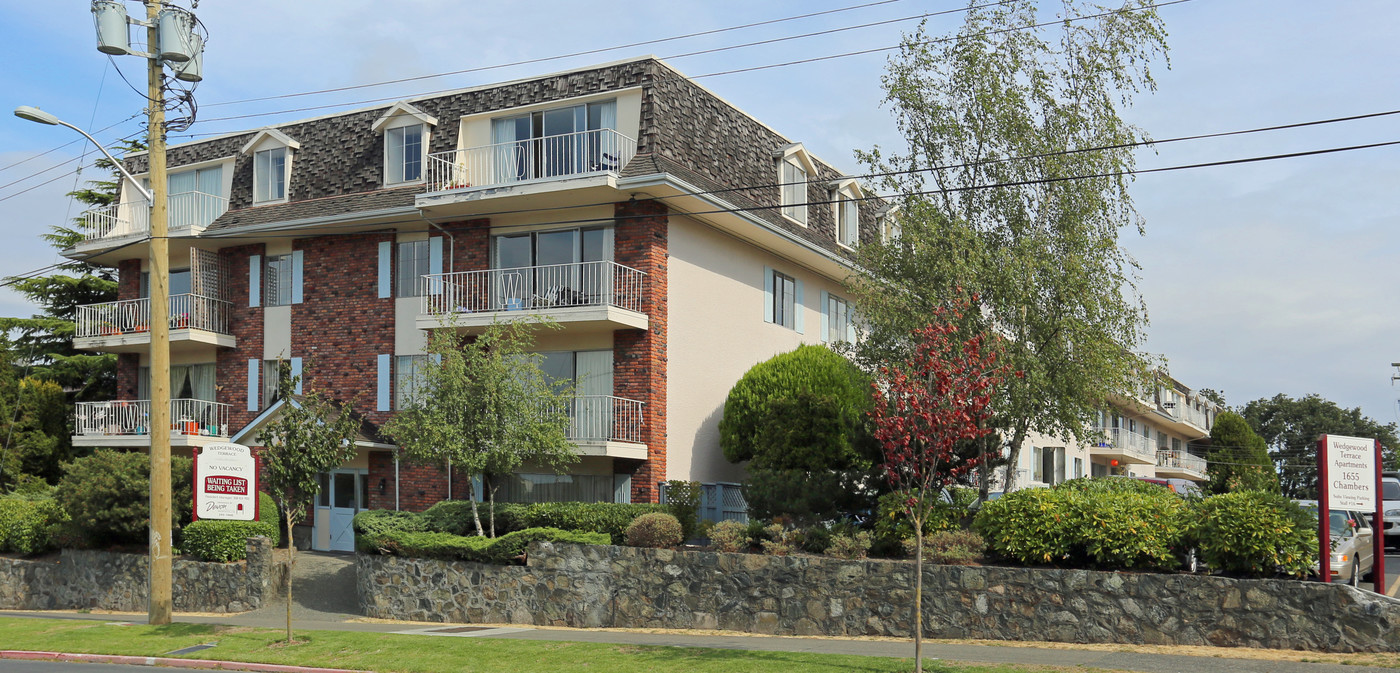 Wedgewood Terrace in Victoria, BC - Building Photo