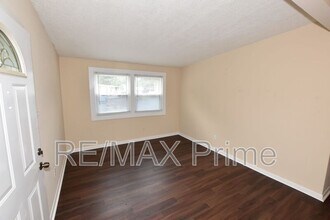 604 Mooney Rd in Chesapeake, VA - Building Photo - Building Photo