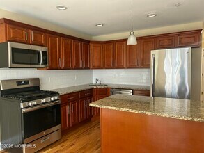 45 Beers St in Keyport, NJ - Building Photo - Building Photo