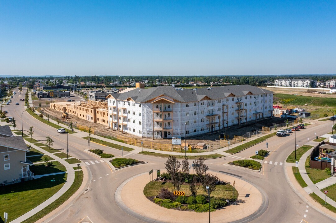 Timber Pointe Apartments in Red Deer, AB - Building Photo