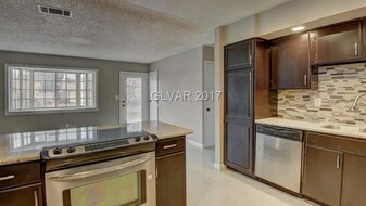 4958 Nancy Ave in Las Vegas, NV - Building Photo - Building Photo