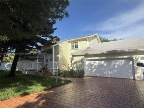 15051 SW 149th St in Miami, FL - Building Photo - Building Photo