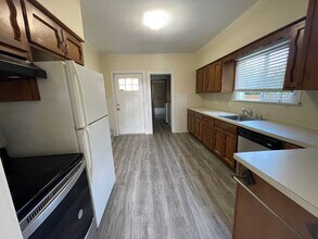 2120 Rockefeller Ave in Everett, WA - Building Photo - Building Photo
