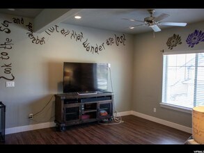 917 Aspen Way in Provo, UT - Building Photo - Building Photo