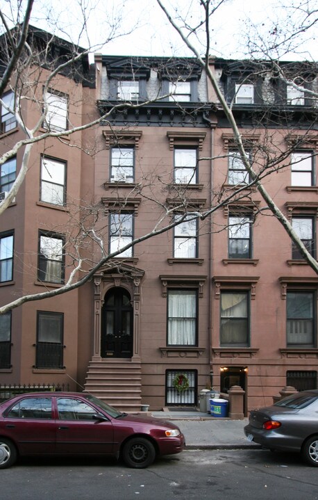 143 Amity St in Brooklyn, NY - Building Photo