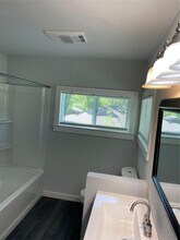 10310 Gail Rd in Austin, TX - Building Photo - Building Photo