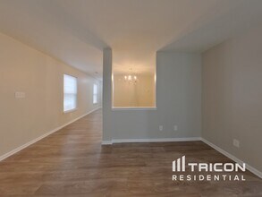 7238 Fox Point Dr in Charlotte, NC - Building Photo - Building Photo