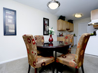 Princeton Court in Hamilton, NJ - Building Photo - Interior Photo