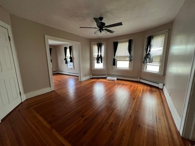 20 Carlson St, Unit Floor-1