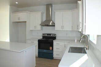 7612 Xavier Ave in California City, CA - Building Photo - Building Photo