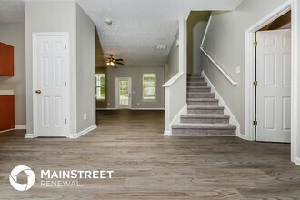 4683 Highpoint Ln in Atlanta, GA - Foto de edificio - Building Photo