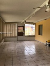 5643 Hayes St in Hollywood, FL - Building Photo - Building Photo