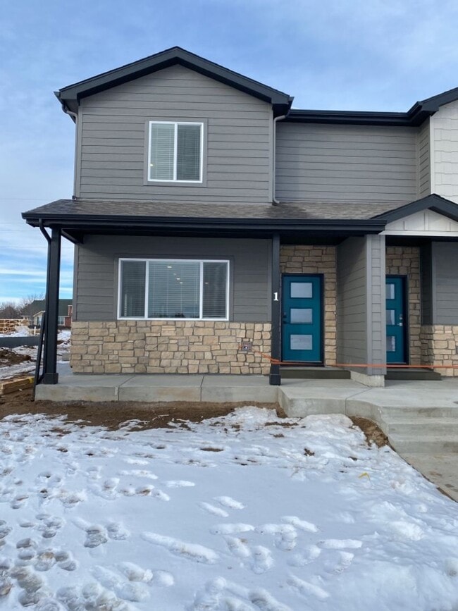 property at 6723 W 4th St