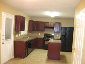 4807 Dappled Grove Trail in Humble, TX - Foto de edificio - Building Photo