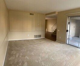 11339 Grand Manan Dr in Cypress, CA - Building Photo - Building Photo