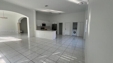 15804 SW 99th Terrace in Miami, FL - Building Photo - Building Photo