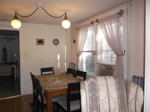 2025 Ashland Ave in Evanston, IL - Building Photo - Building Photo