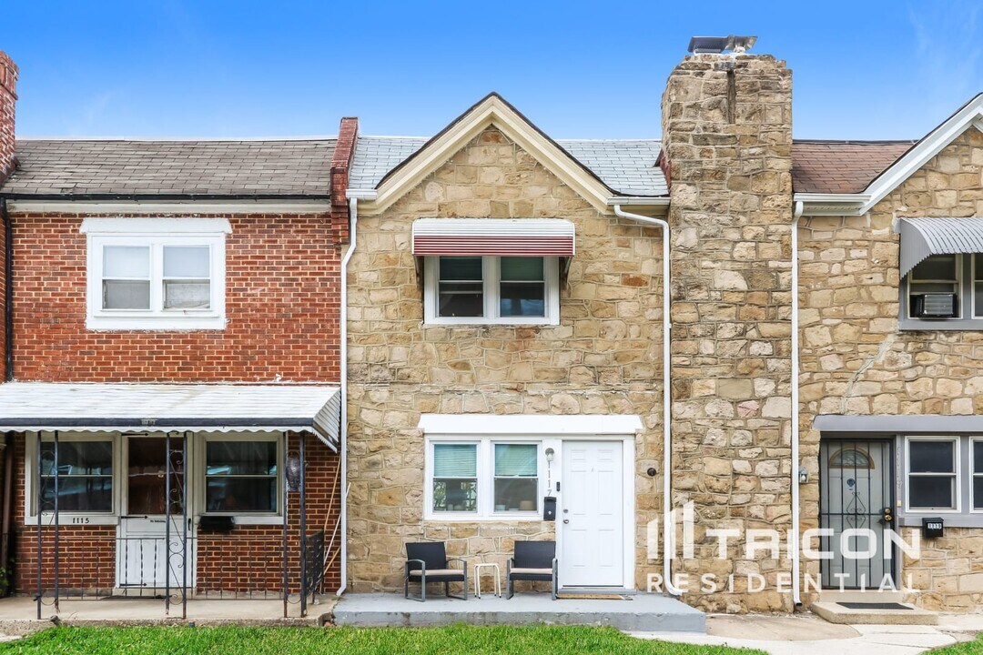 1117 Swede St in Norristown, PA - Building Photo