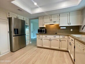 602 E Meadow Ln in Phoenix, AZ - Building Photo - Building Photo