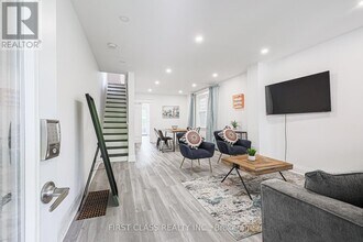 53 Aldridge Ave in Toronto, ON - Building Photo - Building Photo