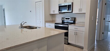 20291 Caroline Crk Pl in Lehigh Acres, FL - Building Photo - Building Photo