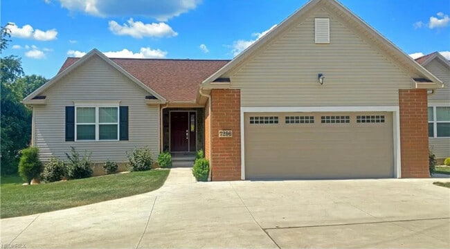 7296 Bretz St NW, Unit 7296 in Massillon, OH - Foto de edificio - Building Photo