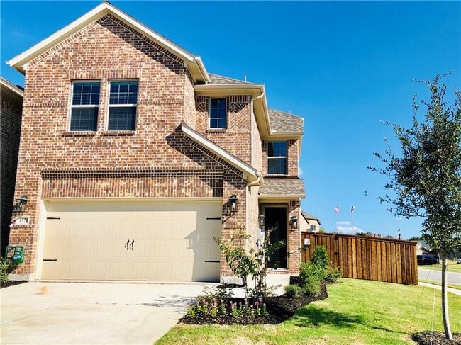 4520 Titus Cir in Plano, TX - Foto de edificio - Building Photo