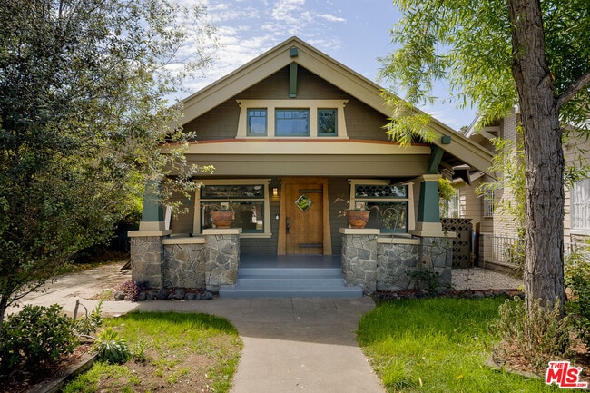 property at 2332 W 31st St