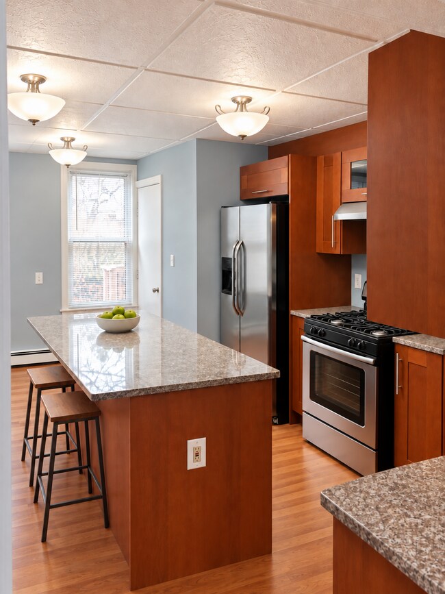 75 Lyman Ave, Unit 75 Lyman # 1