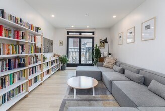 1950 Washington St, Unit 3D in Boston, MA - Building Photo - Building Photo