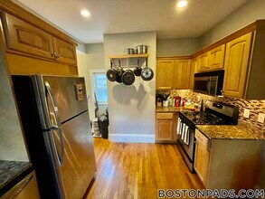 271 K St, Unit 2 in Boston, MA - Building Photo - Building Photo