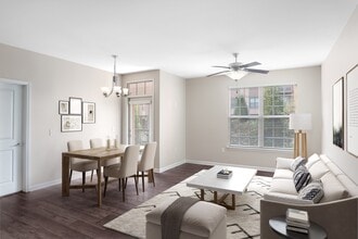 Cantare at Indian Lake Village in Hendersonville, TN - Foto de edificio - Building Photo