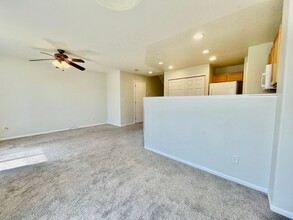 1584 Oak Creek Dr in Loveland, CO - Building Photo - Building Photo