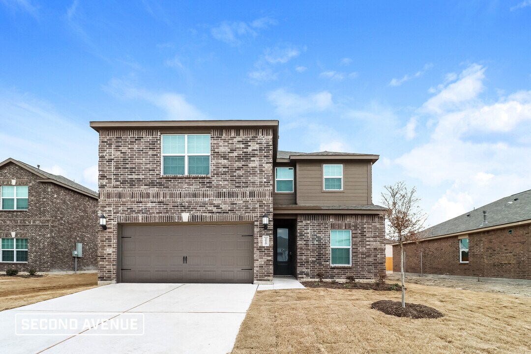 2020 Meadow Dr in Anna, TX - Building Photo