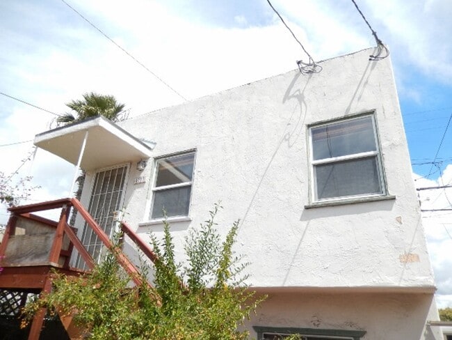 property at 4733-35 Oregon St