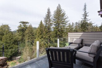1 Terrace Way in Felton, CA - Foto de edificio - Building Photo