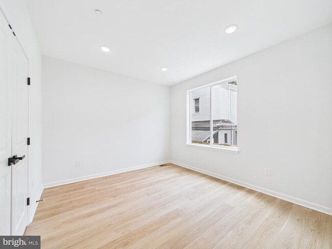 property at 1326 S Gross St