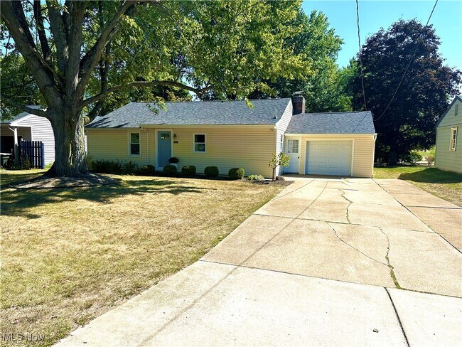 232 Park Pl in Columbiana, OH - Building Photo - Building Photo