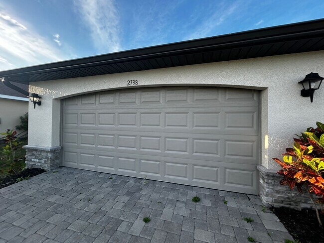 2738 NW 5th Terrace in Cape Coral, FL - Building Photo - Building Photo