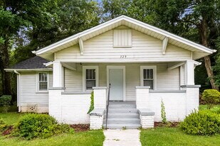 329 Eastview Blvd in Birmingham, AL - Building Photo