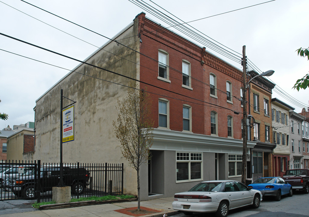 211-213 W 7th St in Wilmington, DE - Building Photo